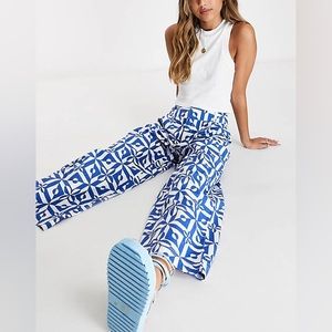 NWT Free People Cropped Spanish Tile Panta